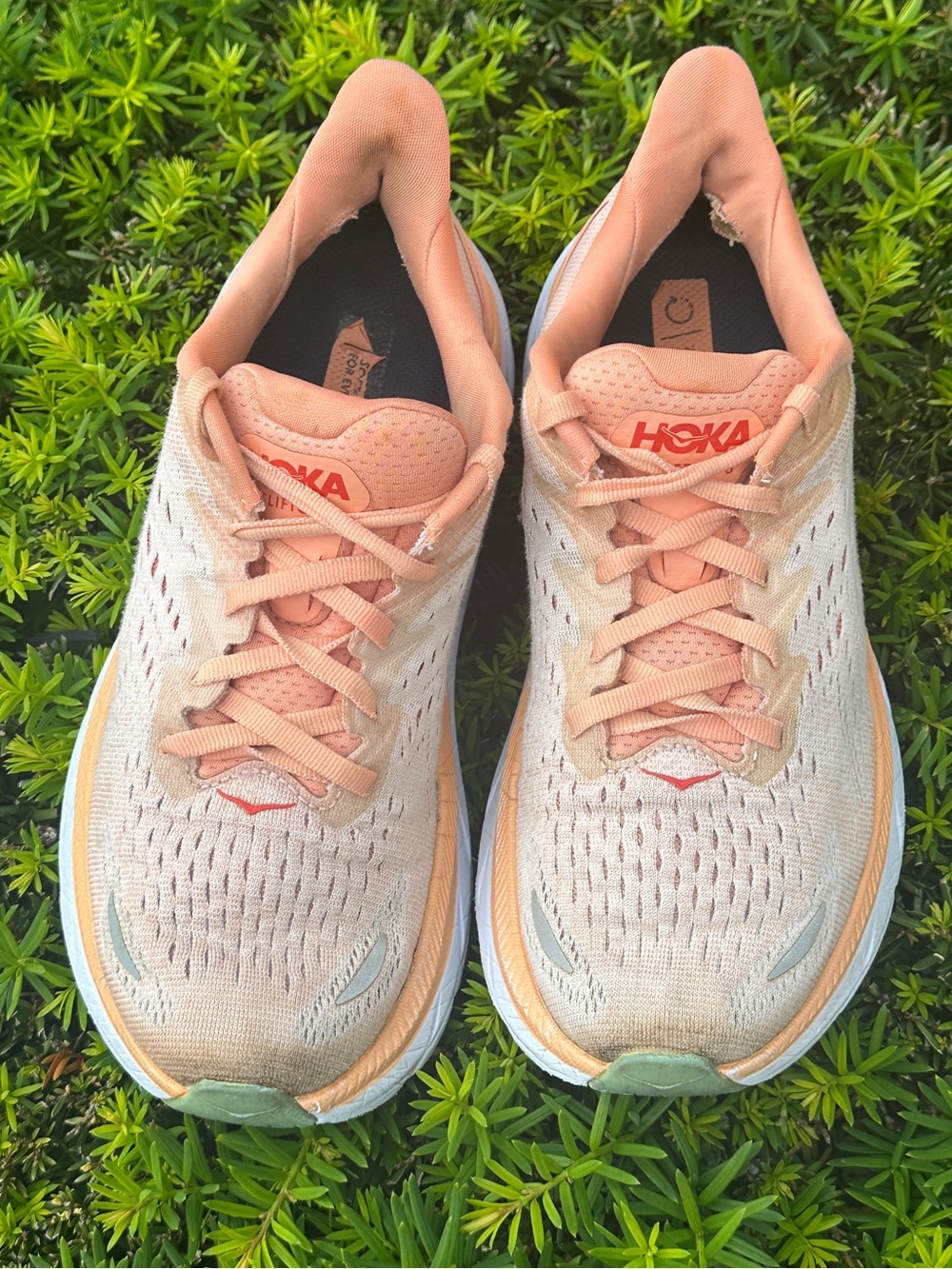 Hoka One One Clifton 8 Peach White Women’s Running Shoes Size 6B 1119394 Fair